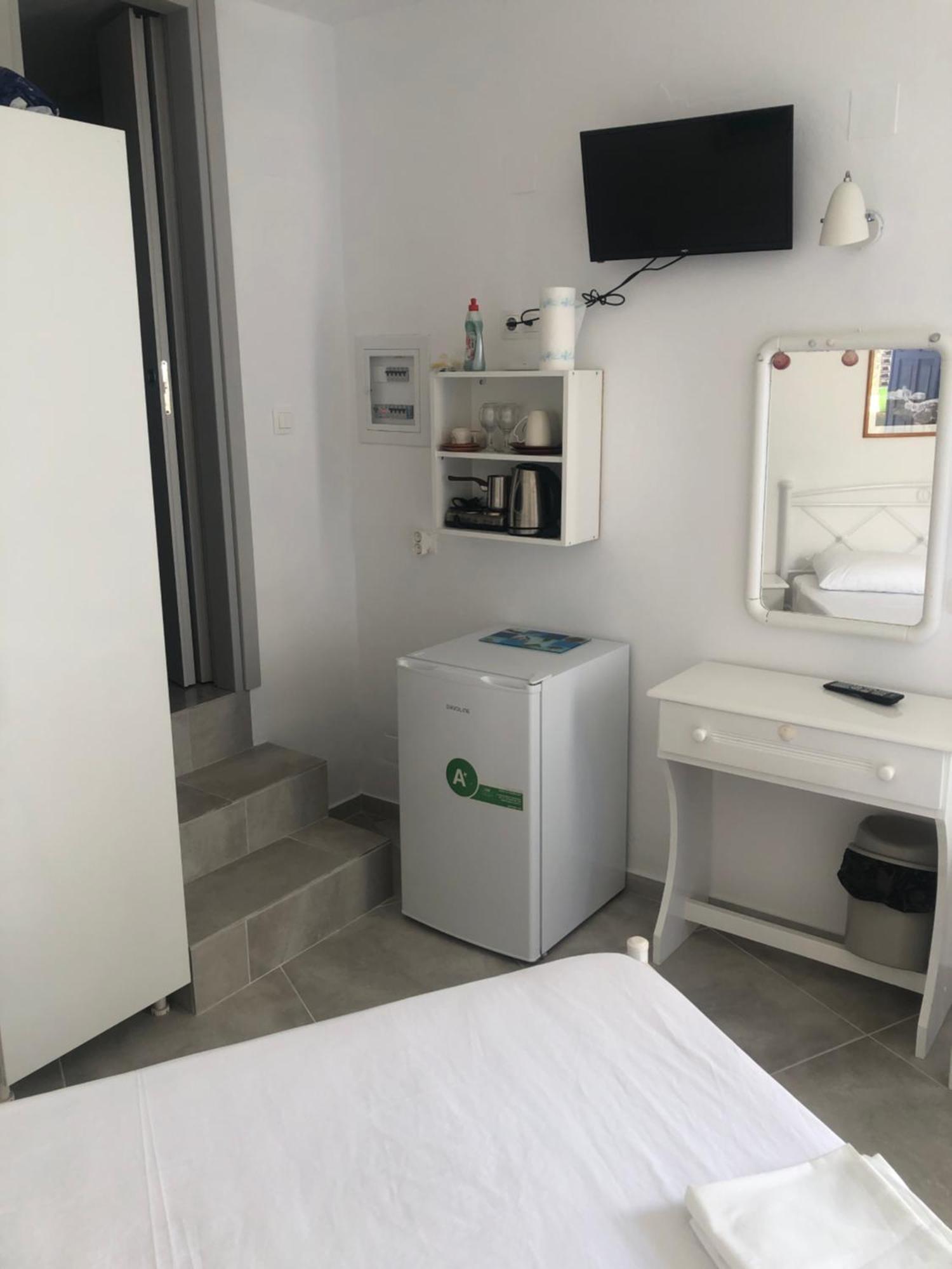 Aparthotel Petradi Sifnos à Platis Gialos  Extérieur photo